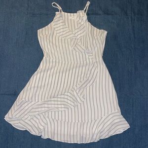 White and blue faux wrap dress (side zipper)